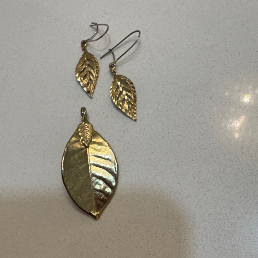 Gold Leaf Jewelry Set